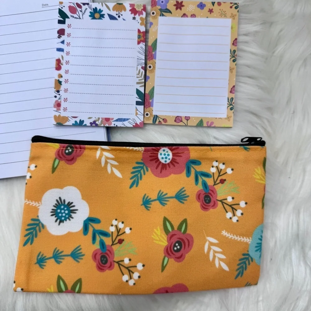 N/A charming stationery